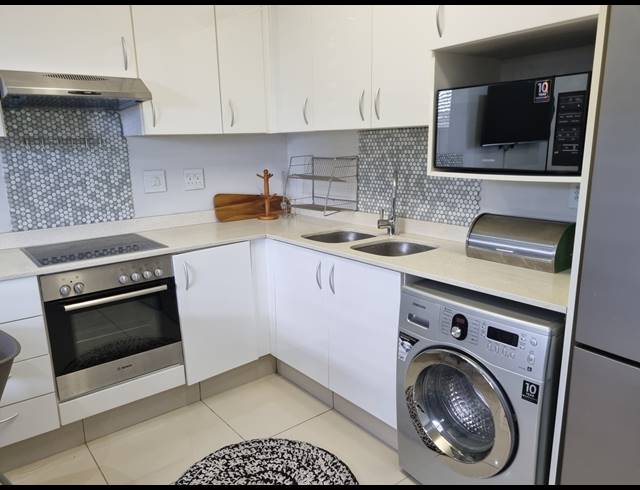 1 BEDROOM APARTMENT RENTED IN UMHLANGA RIDGE